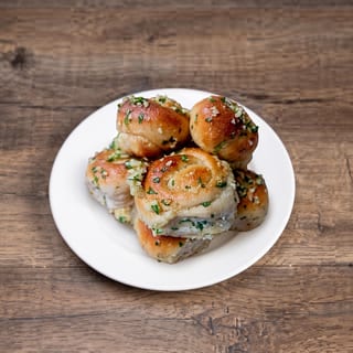Garlic Knots